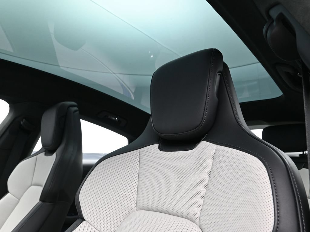 New 2026 Porsche Taycan GTS AWD/4WD image 16