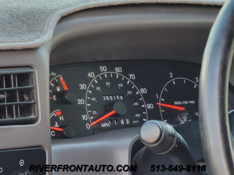 Used 2001 Ford F350 4x4 Regular Cab DRW Super Duty image 5