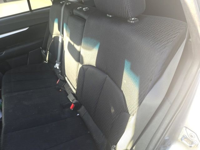 Used 2011 Subaru Outback 2.5i Premium w/ All-Weather Pkg image 6