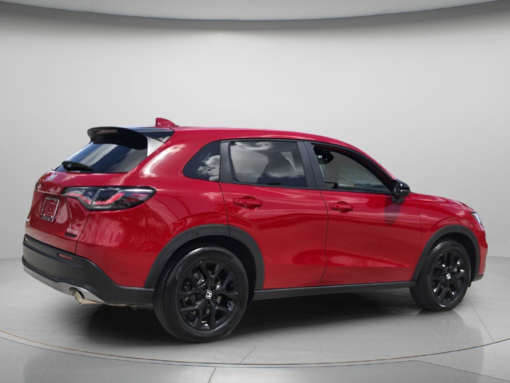 Certified 2025 Honda HR-V Sport image 7