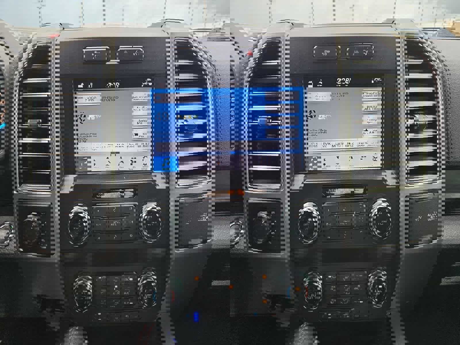 Used 2019 Ford F150 Platinum image 16