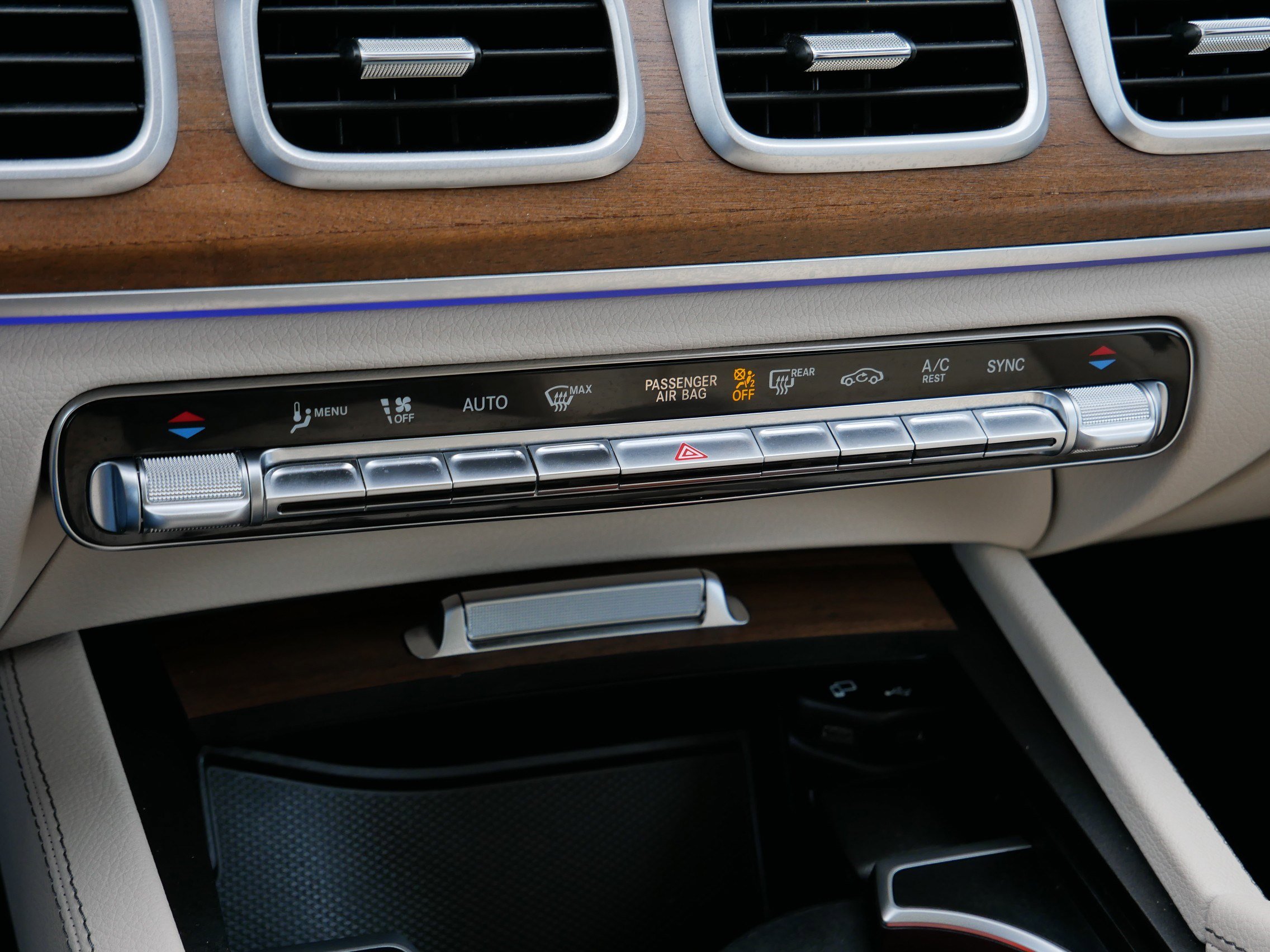 Used 2022 Mercedes-Benz GLE 350 4MATIC image 23