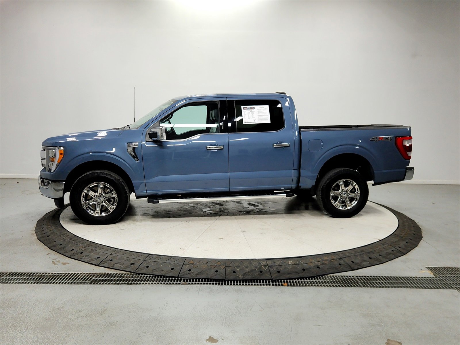 Used 2023 Ford F150 Lariat image 4