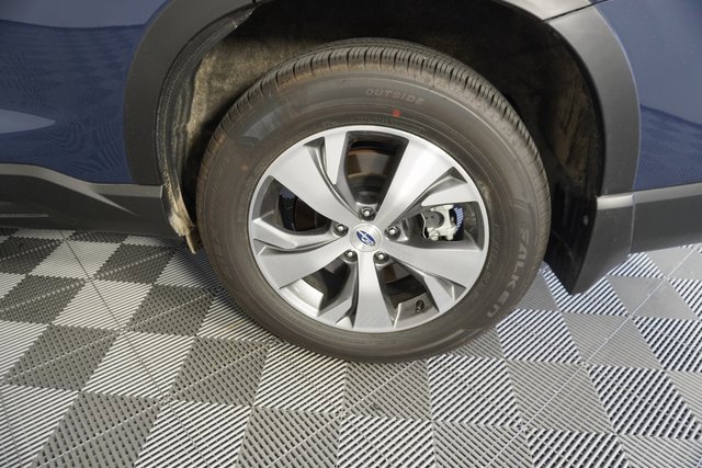 Used 2025 Subaru Ascent Premium image 8