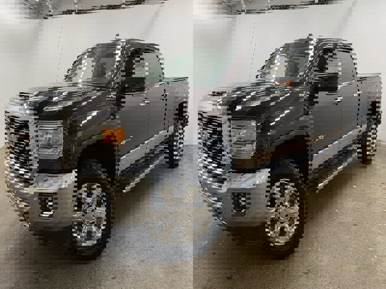 Used 2018 GMC Sierra 2500 SLT image 1