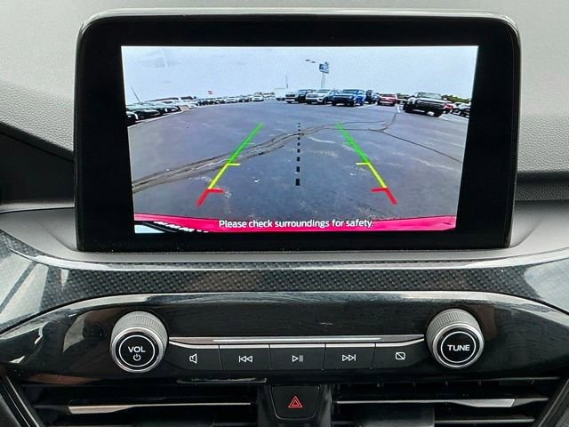 Used 2024 Ford Escape ST-Line w/ Cold Weather Package FWD image 25