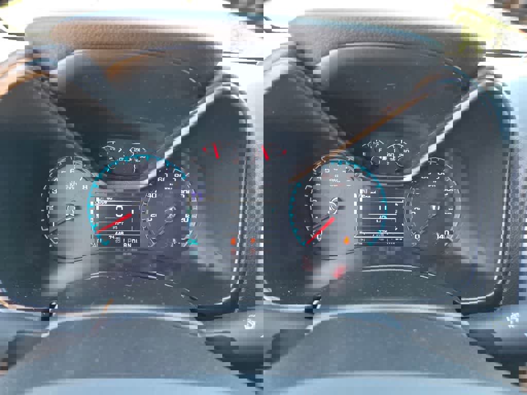 Used 2018 GMC Canyon SLE w/ SLE Convenience Package image 16