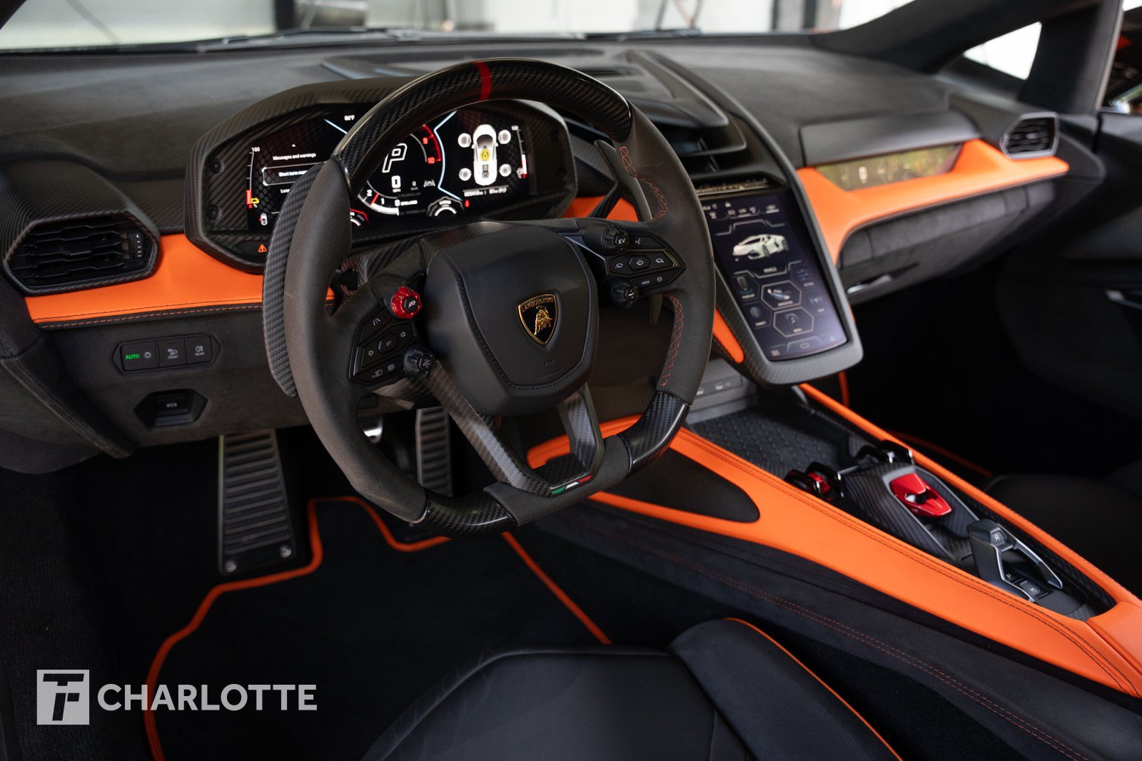 Used 2024 Lamborghini Revuelto AWD/4WD image 21