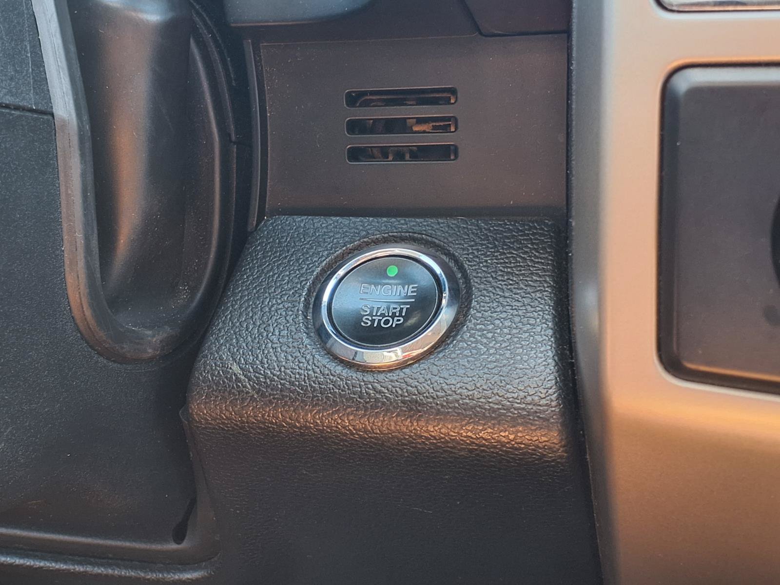 Used 2018 Ford F150 Lariat AWD/4WD image 25