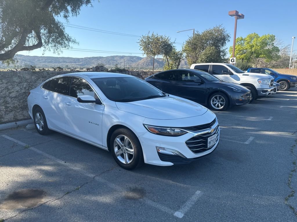 Used 2023 Chevrolet Malibu LS w/ Driver Confidence Package image 2