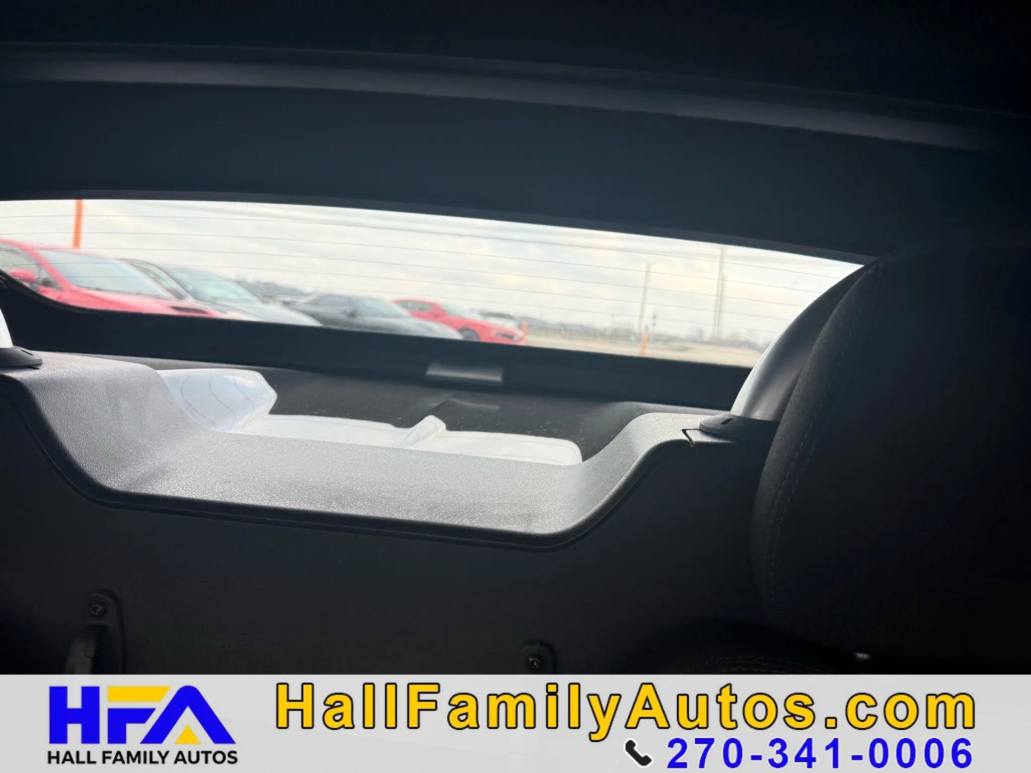 Used 2005 Chrysler Crossfire Convertible RWD image 10