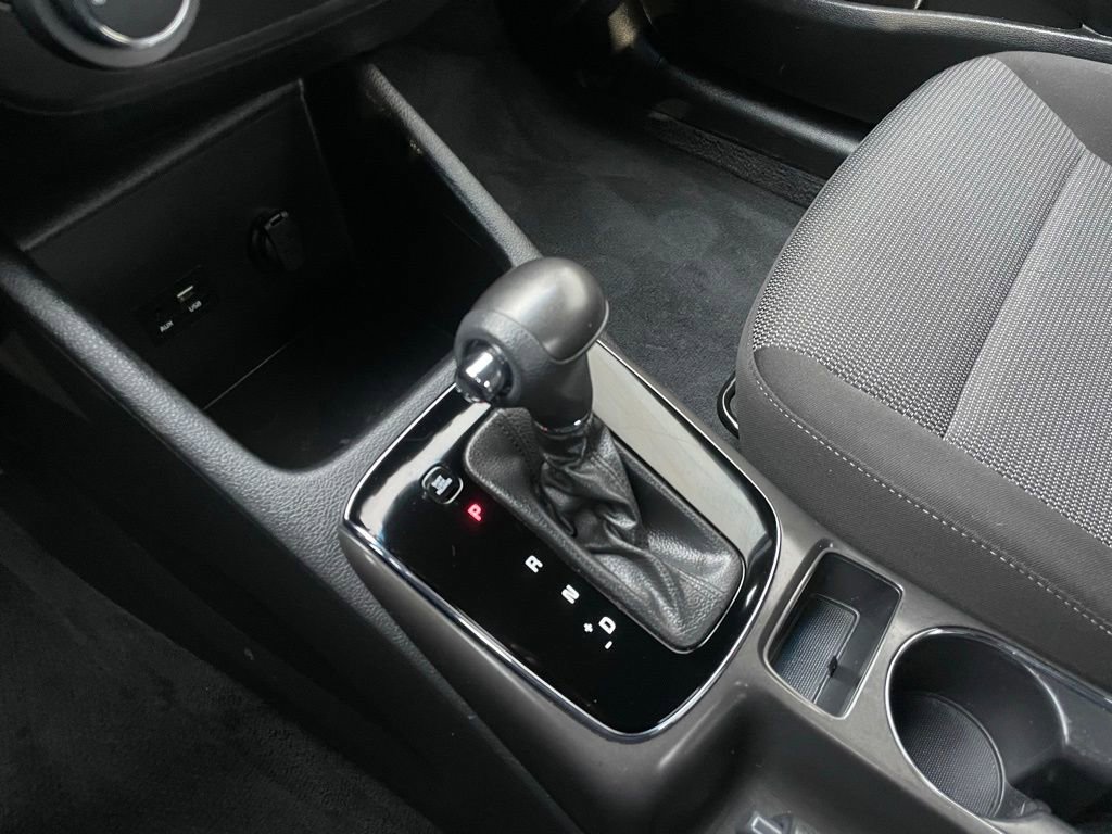 Used 2017 Kia Forte LX image 19