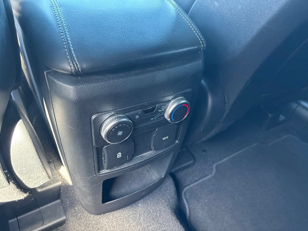 Used 2020 Ford Explorer XLT w/ Equipment Group 202A RWD image 17