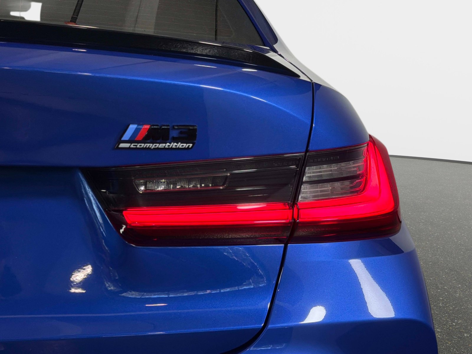 Used 2023 BMW M3 Competition AWD/4WD image 17