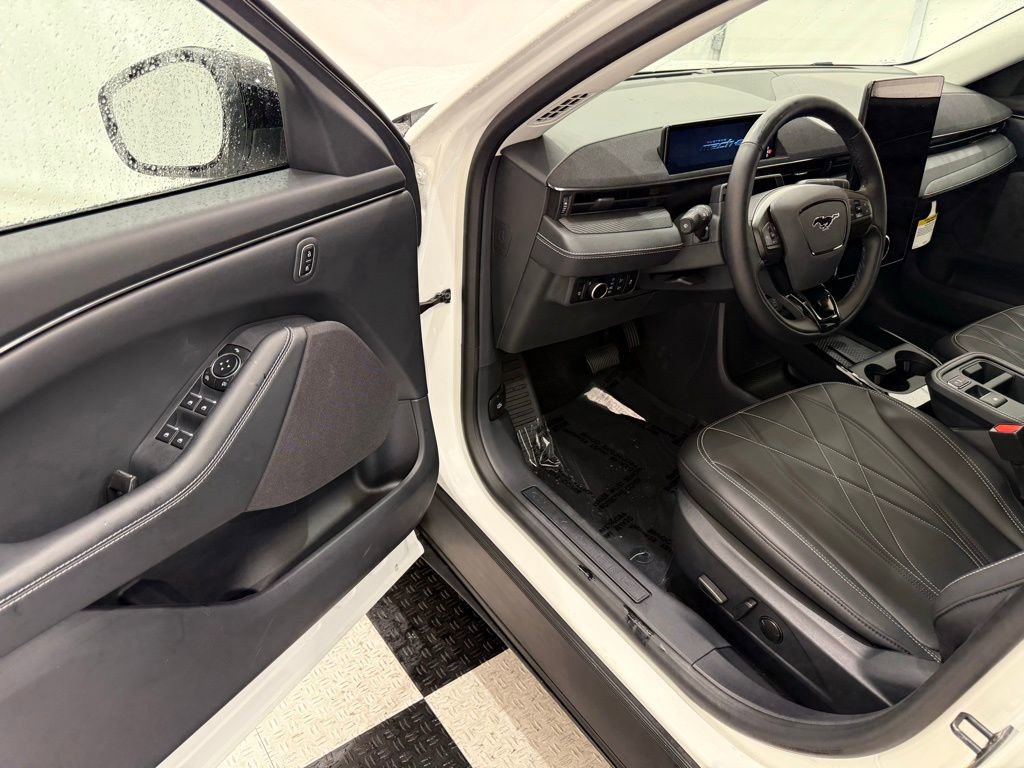 New 2025 Ford Mustang Mach-E Select image 28