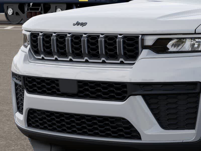 New 2026 Jeep Grand Cherokee L 4WD image 11