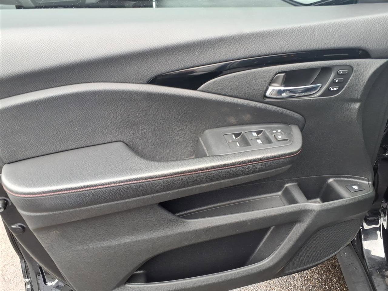 Used 2020 Honda Ridgeline Black Edition image 12