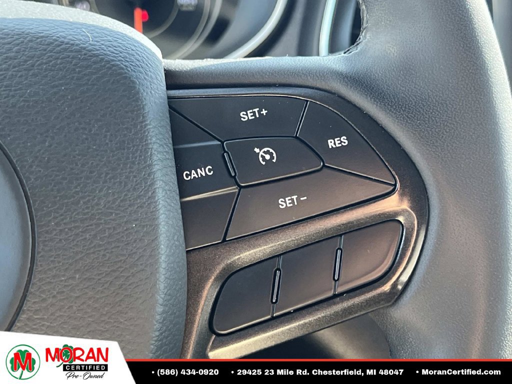 Used 2022 Jeep Cherokee Trailhawk w/ Comfort/Convenience Group AWD/4WD image 24