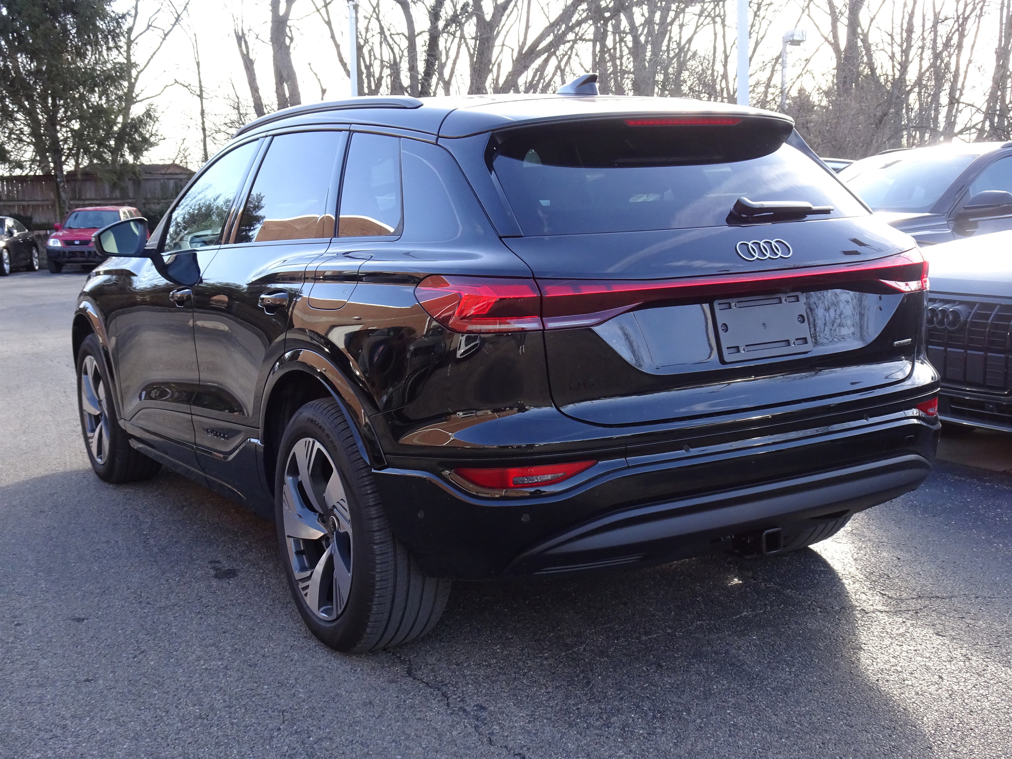 New 2025 Audi Q6 e-tron Premium Plus image 3