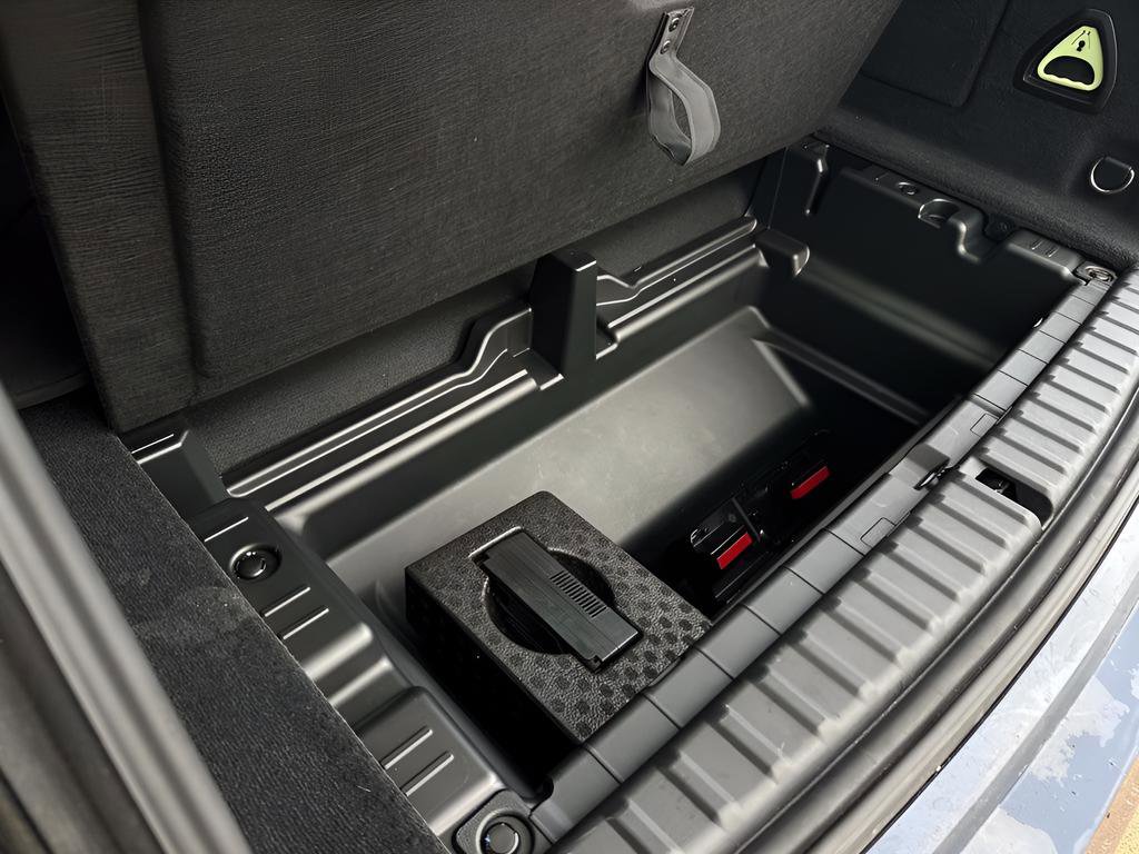 Used 2022 BMW iX xDrive50 w/ Convenience Package image 23