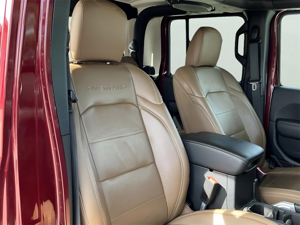 Used 2021 Jeep Gladiator Overland image 18