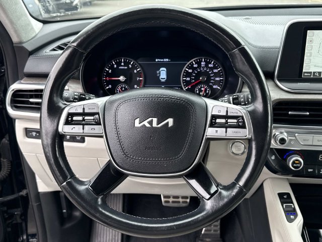 Used 2022 Kia Telluride SX w/ SX Prestige Package AWD/4WD image 19