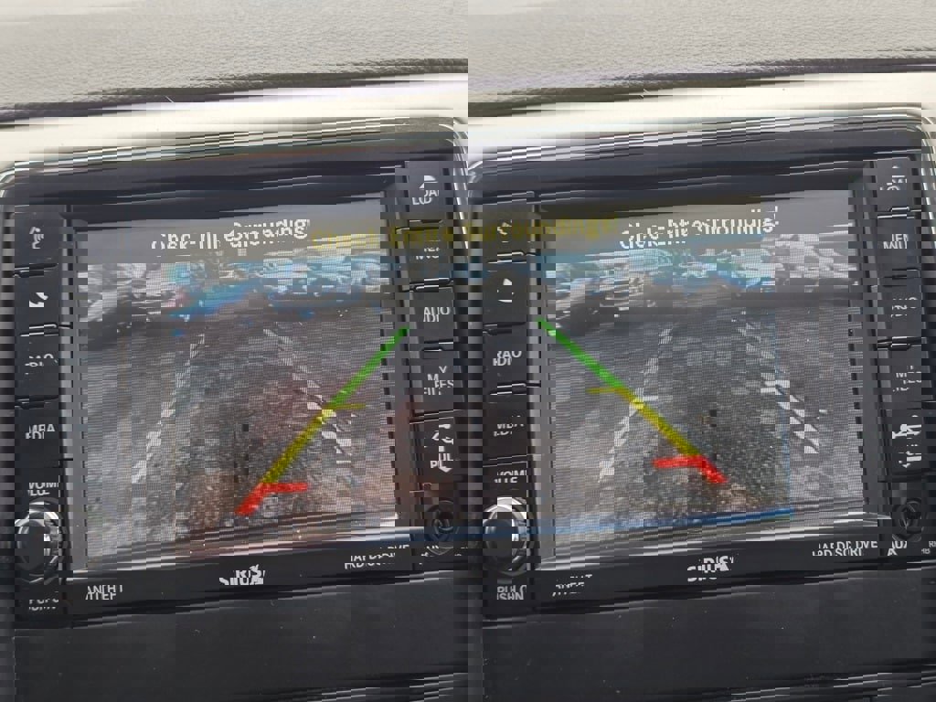 Used 2012 Jeep Grand Cherokee Altitude image 14