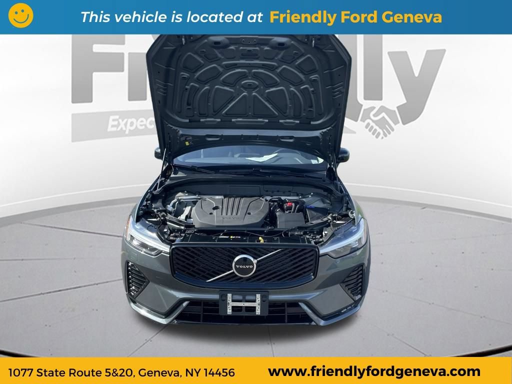 Used 2026 Volvo XC60 B5 Core w/ Climate Package AWD/4WD image 32