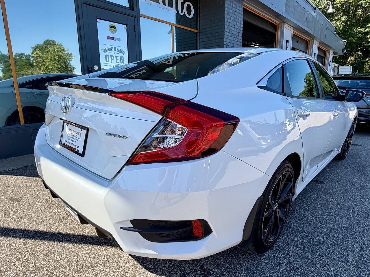 Used 2021 Honda Civic Sport image 8