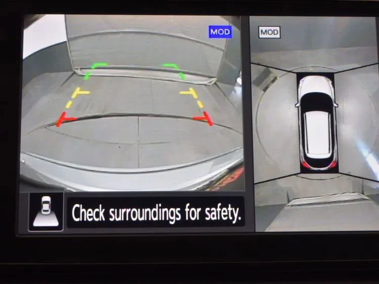 Used 2023 Nissan Kicks SR w/ SR Premium Package FWD image 32