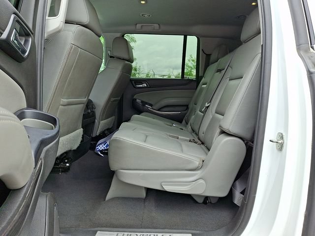 Used 2019 Chevrolet Suburban LT RWD image 13