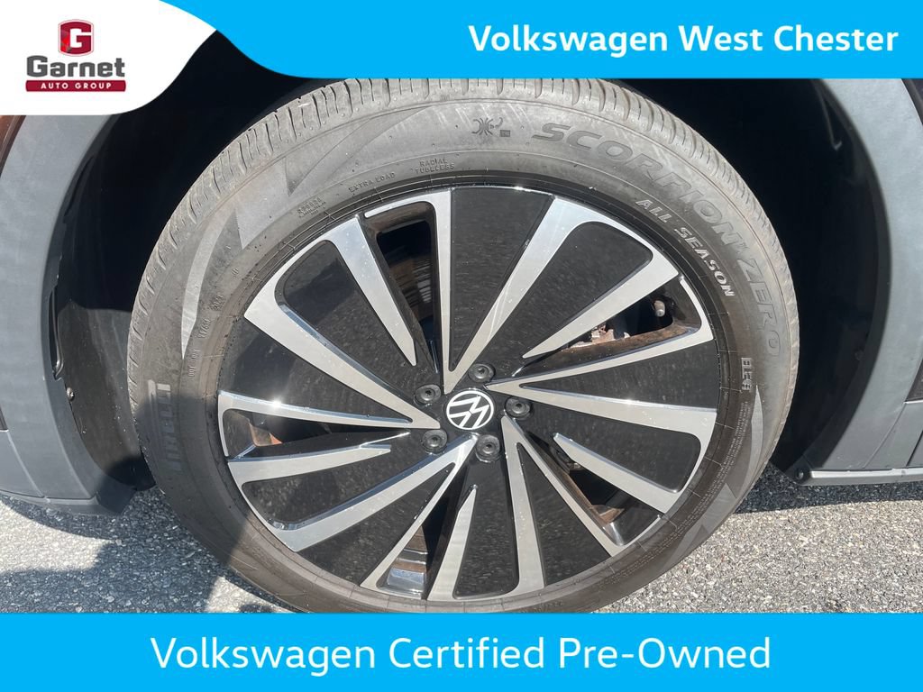 Certified 2023 Volkswagen ID.4 Pro S Plus AWD/4WD image 32