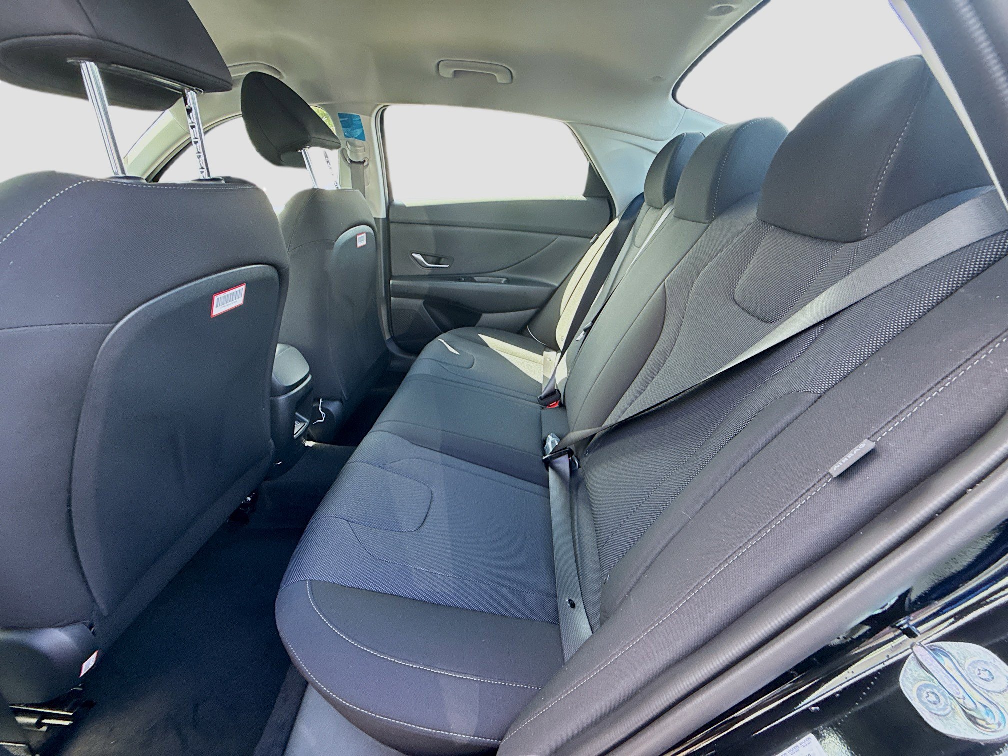 New 2026 Hyundai Elantra SE FWD image 17