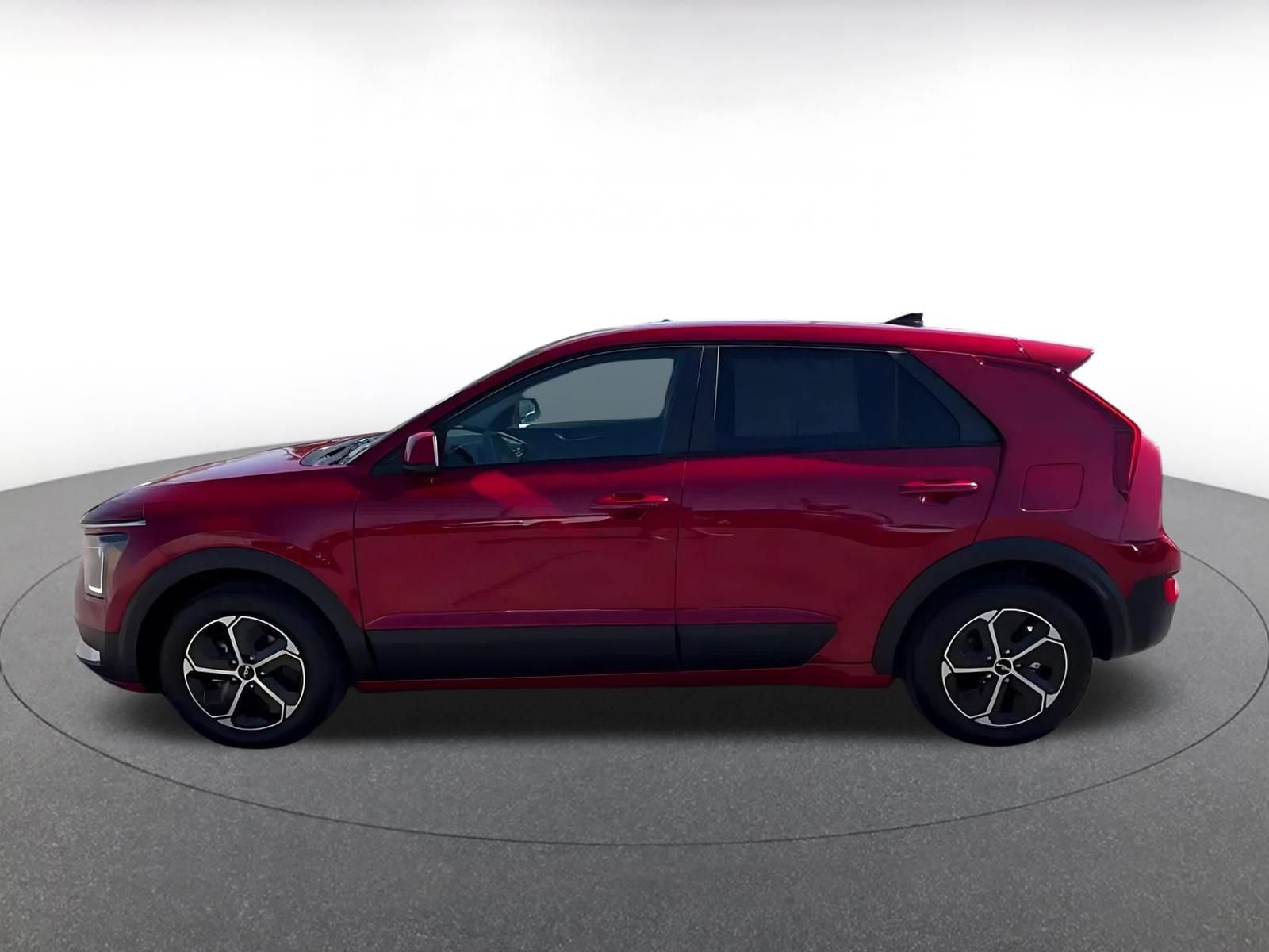 Used 2026 Kia Niro LX FWD image 9