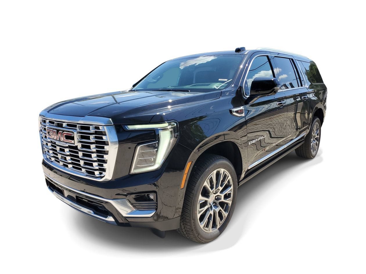 New 2026 GMC Yukon XL Denali w/ Denali Reserve Package AWD/4WD image 3