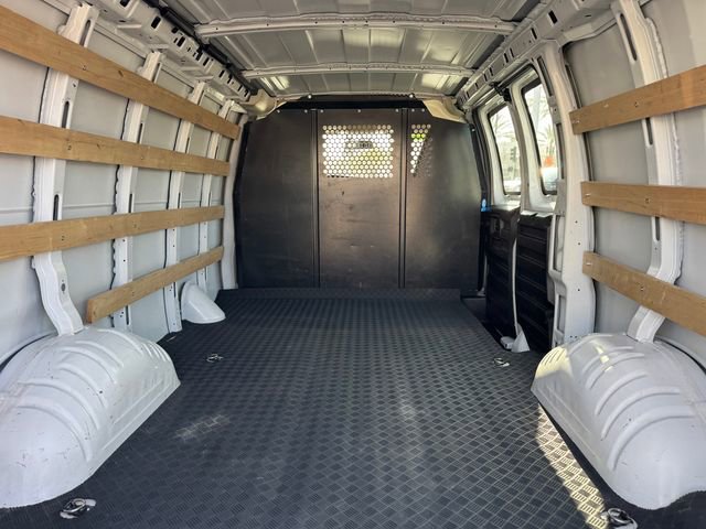 Used 2024 Chevrolet Express 2500 w/ Driver Convenience Package image 11