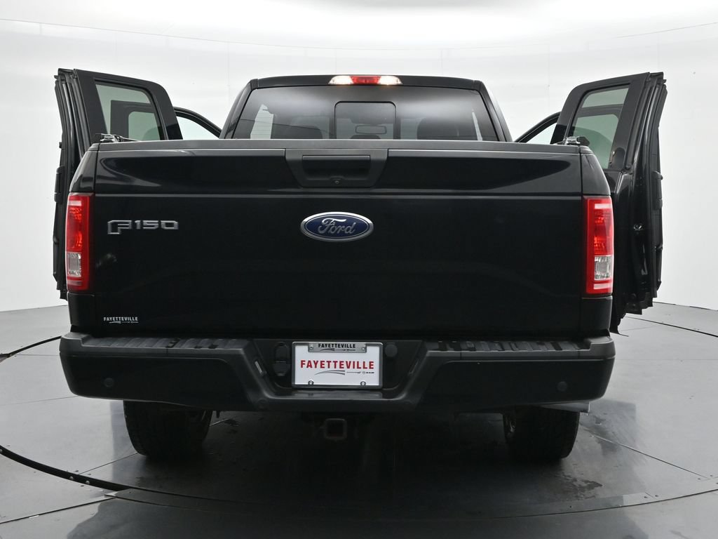 Used 2017 Ford F150 XLT w/ Equipment Group 302A Luxury AWD/4WD image 39