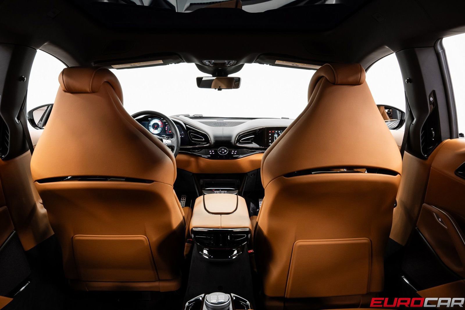 Used 2025 Ferrari Purosangue image 32