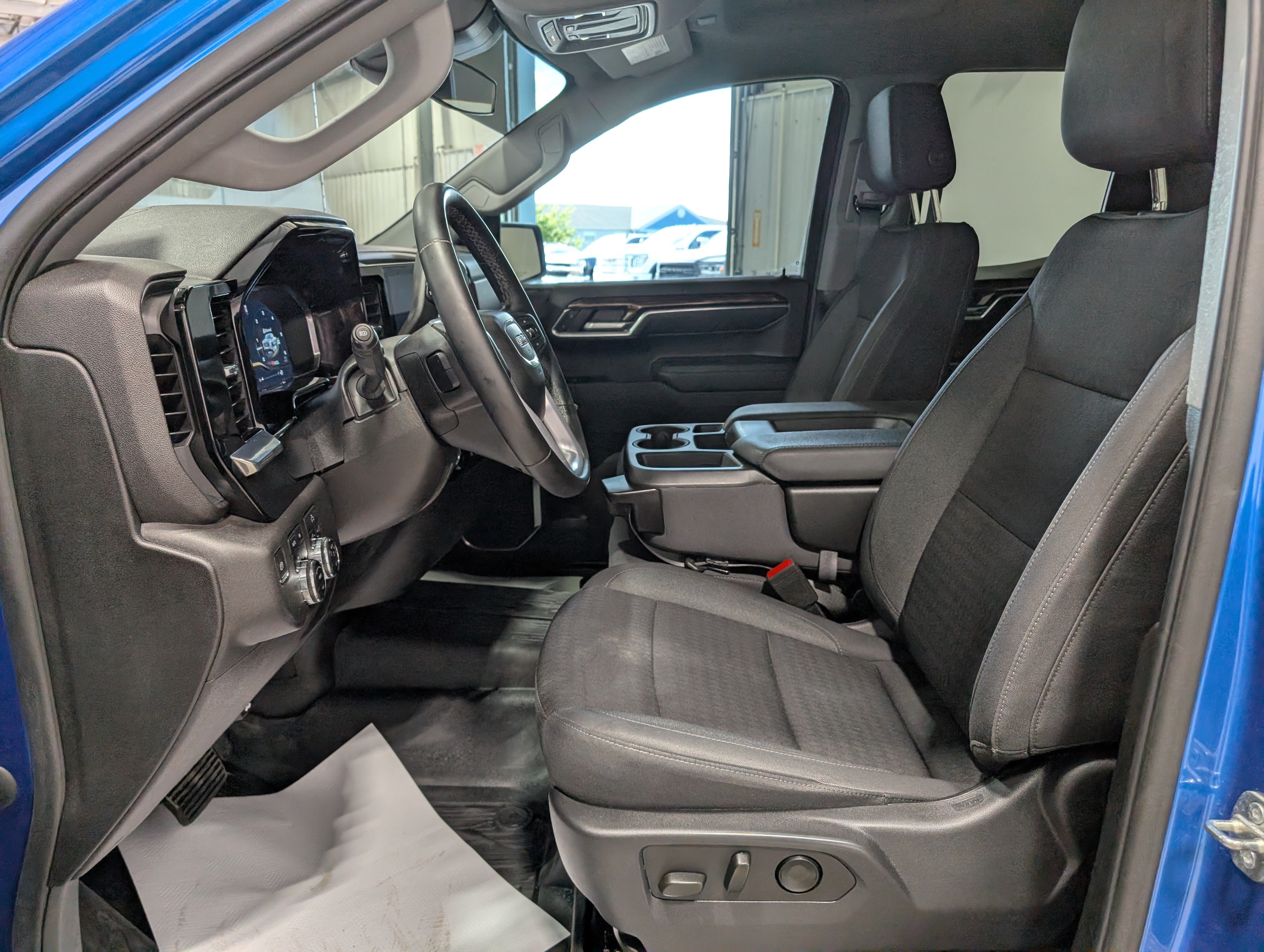 Used 2023 GMC Sierra 1500 Elevation AWD/4WD image 15