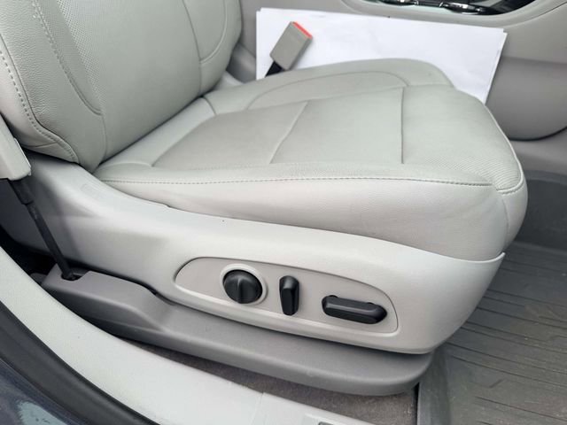 Used 2019 GMC Acadia SLT image 9