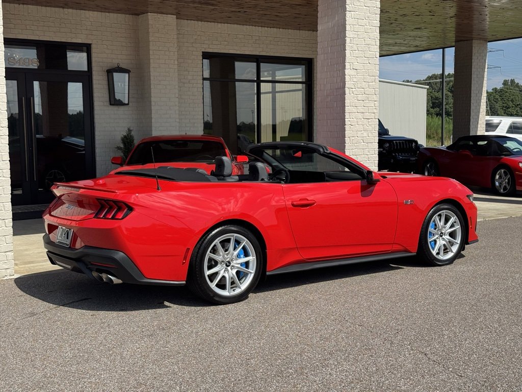 Used 2024 Ford Mustang GT Premium image 18