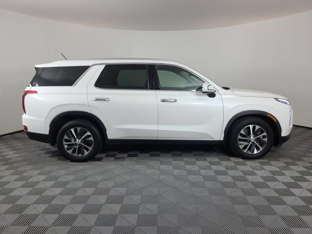 Used 2020 Hyundai Palisade SEL w/ Winter Weather Package AWD/4WD image 2