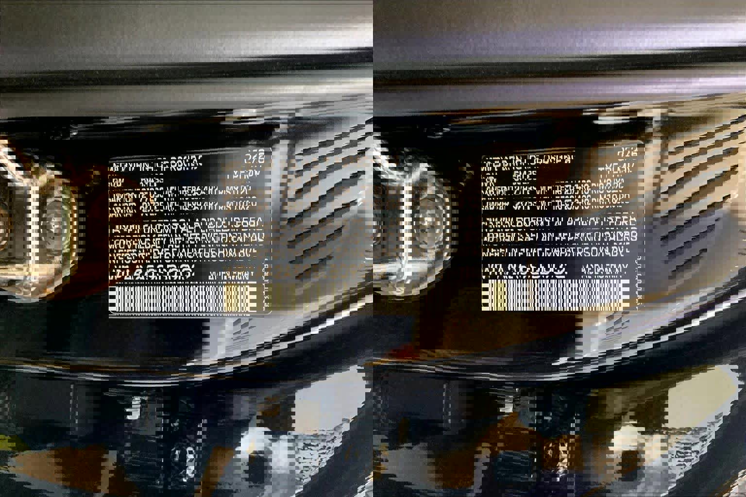 Used 2025 Porsche Macan image 36