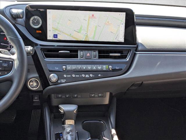 Used 2025 Lexus ES 300h w/ Premium Package image 15