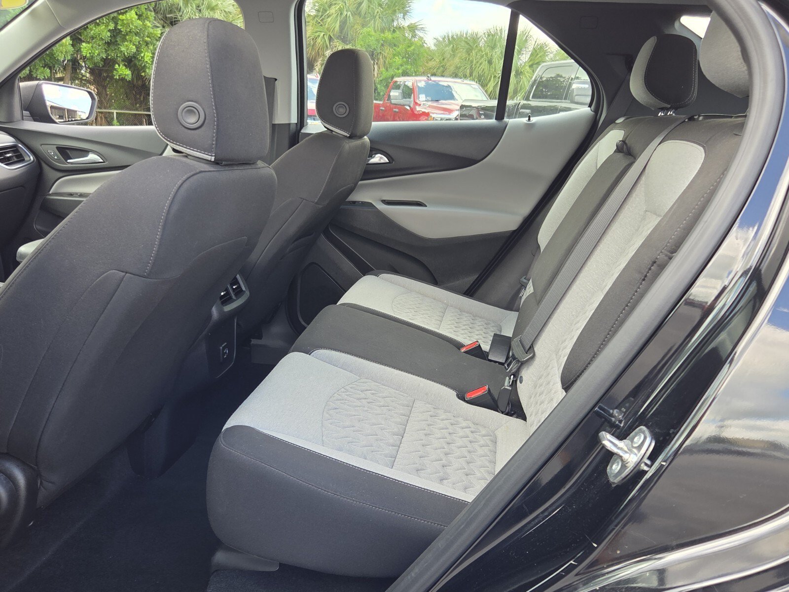 Certified 2024 Chevrolet Equinox LS FWD image 10