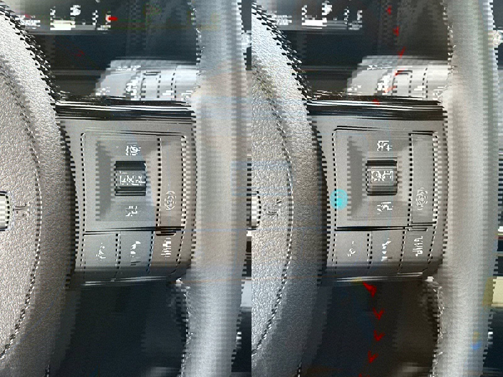 New 2026 Nissan Kicks SR image 25