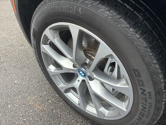 Used 2025 BMW X5 xDrive50e image 12
