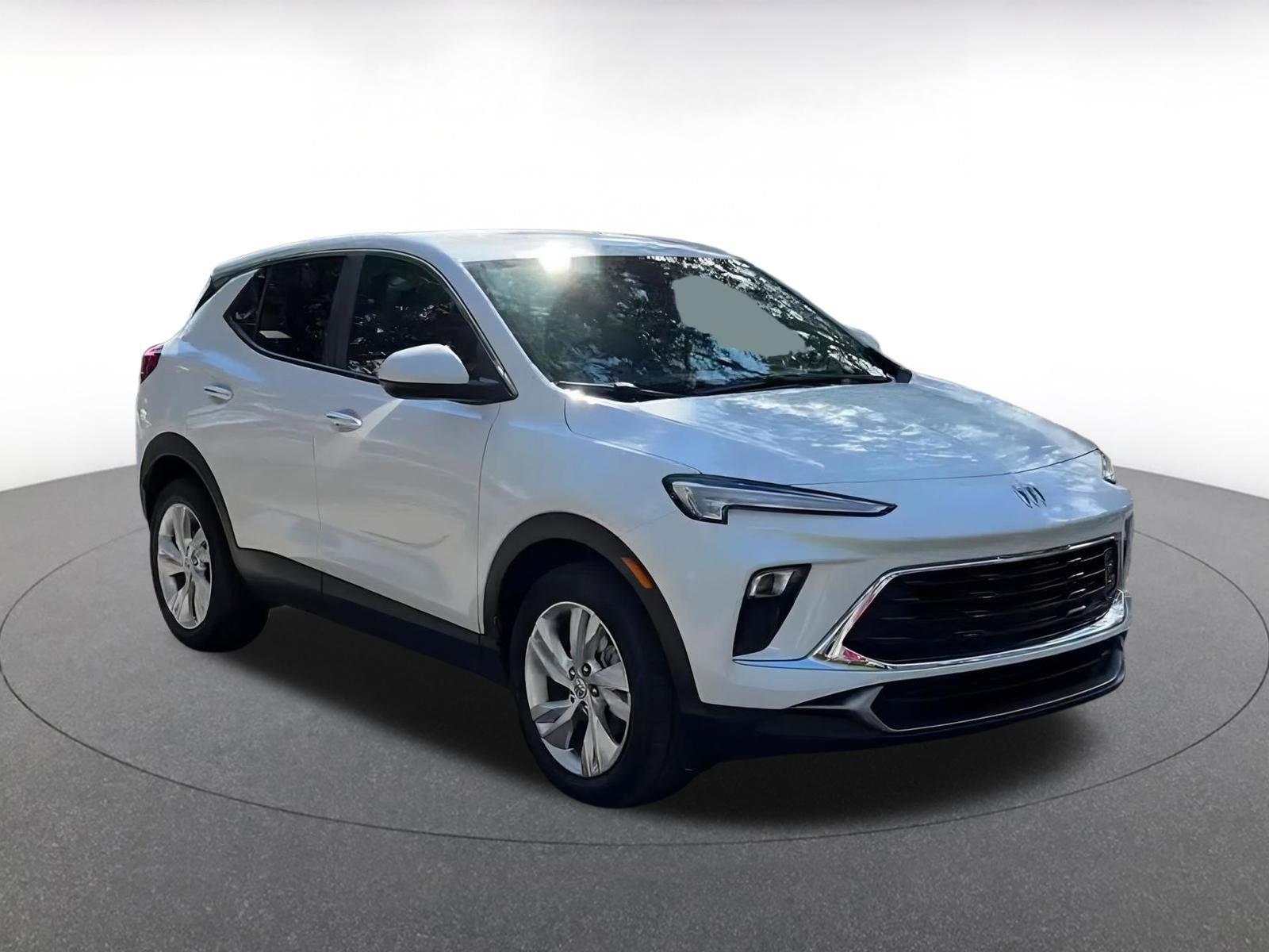 Used 2025 Buick Encore GX Preferred image 3