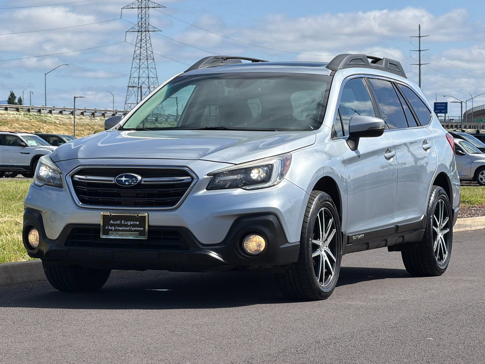 Used 2018 Subaru Outback 3.6R Limited AWD/4WD image 7