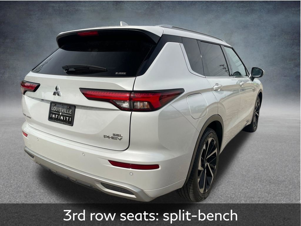 Used 2023 Mitsubishi Outlander SEL AWD/4WD image 8